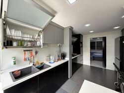 Blk 430 Hougang Avenue 6 (Hougang), HDB Executive #473957031
